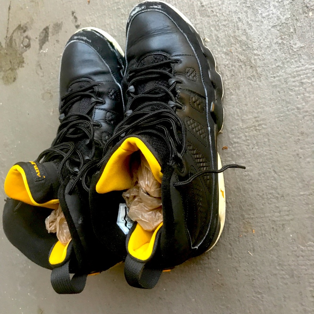 Air Jordan retro 9 citrus colorway